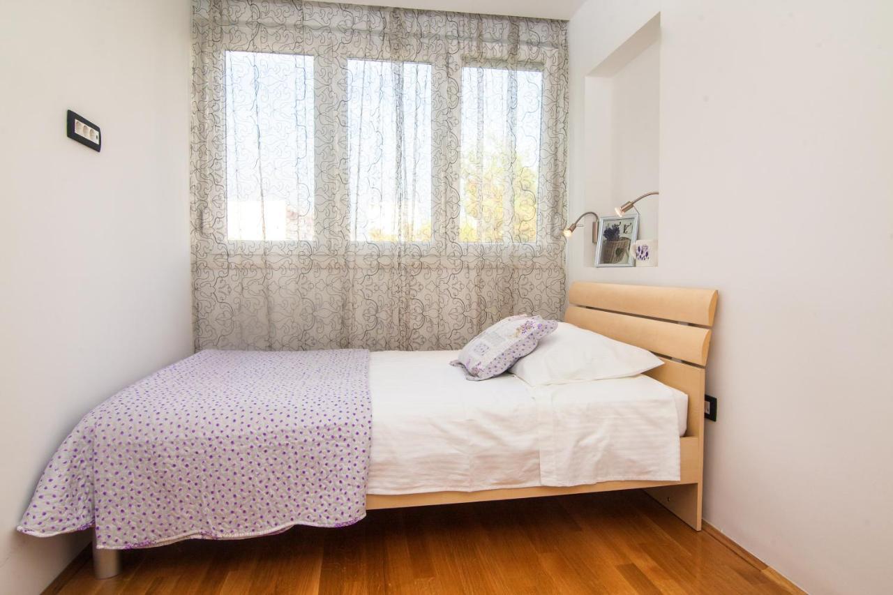 Apartment Zoi Спліт Екстер'єр фото