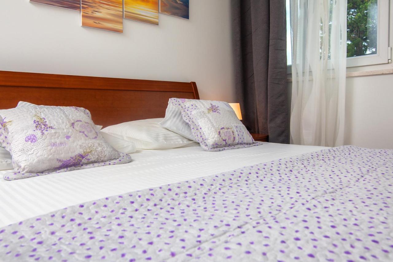 Apartment Zoi Спліт Екстер'єр фото